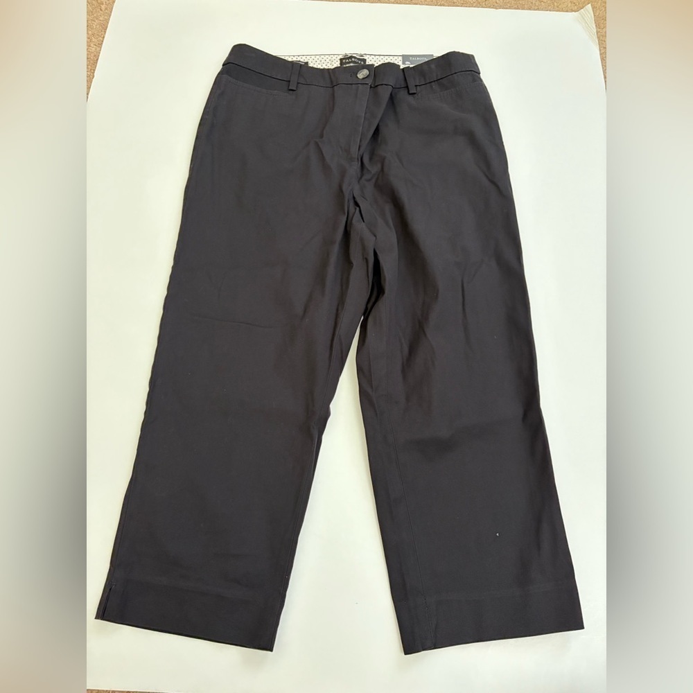 Talbots Slim Leg Perfect Skimmer Cropped Pants Size 10 Black New with Flaw